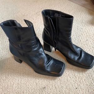 Black boots. Listed as 7, but could fit an 8 too